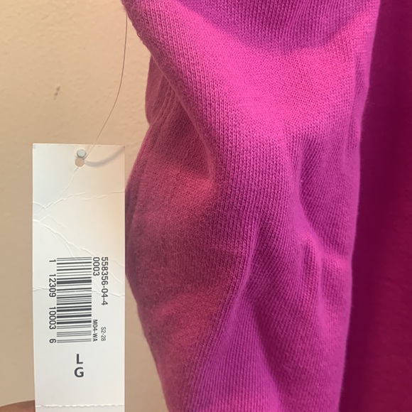 Old Navy Shorts - Picture 3 of 3